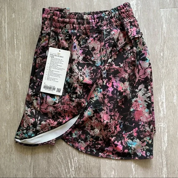 Lululemon Hotty Hot High-Rise Skirt LONG - Stencil Blossom Red Multi - Picture 8 of 9